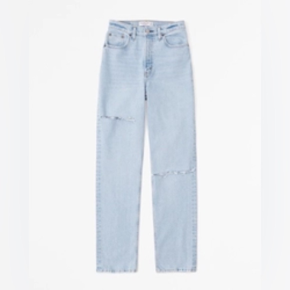 Abercrombie Ultra High Rise 90s Straight Jean in 34Regular